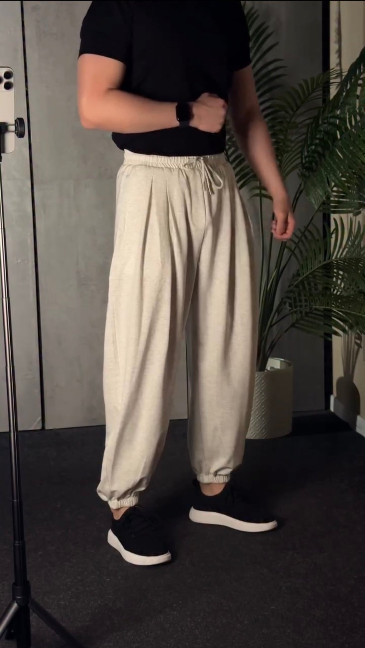 Lightweight Baggy Cuffed Pants
